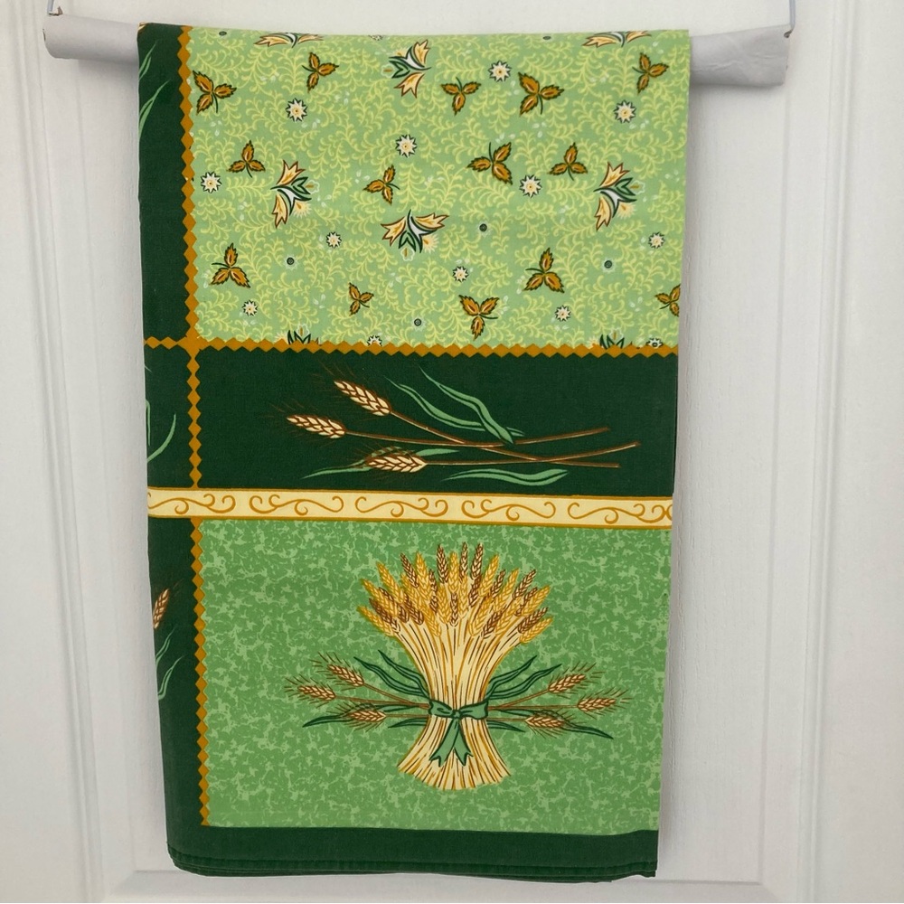 Green Yellow Wheat Pattern Table Linen Tablecloth Fall Harvest Picnic Fun Sun